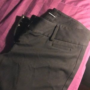 Black cropped pants